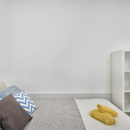 Amazing At Cais Do Sodre Лиссабон